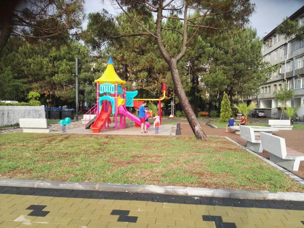 Apartment Agmashenebeli 99 Kobuleti Esterno foto
