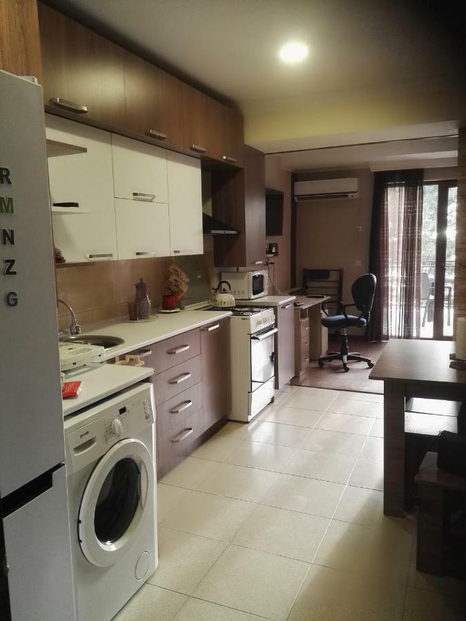 Apartment Agmashenebeli 99 Kobuleti Esterno foto